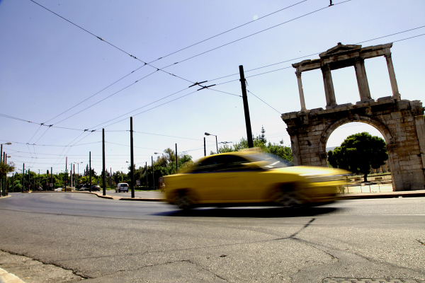 Μέσω TaxisNet η αποζημίωση ειδικού σκοπού για οδηγούς ταξί, η απόφαση