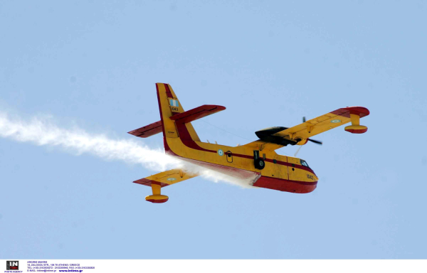 Ιταλία: Συντριβή Canadair στην Αίτνα - Αγνοούνται οι 2 πιλότοι