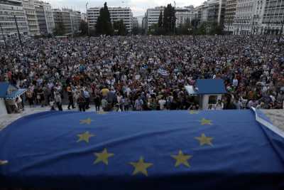 Σήμερα η συγκέντρωση στο Σύνταγμα για το &quot;Μένουμε Ευρώπη&quot;.