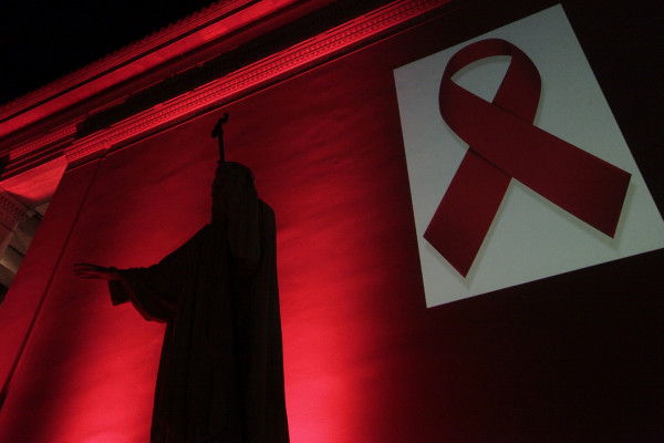 ΟΗΕ: Σχεδόν 770.000 οι νεκροί από το AIDS τo 2018