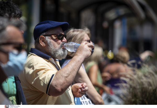 Μετά την Πορτογαλία και την Ισπανία, η Γαλλία και η Βρετανία προετοιμάζονται για ακραίες θερμοκρασίες