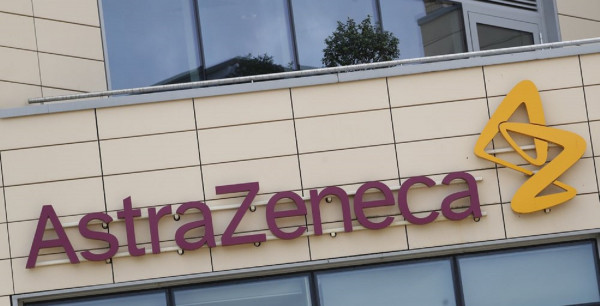 Το εμβόλιο των AstraZeneca είναι λιγότερο αποτελεσματικό κατά της νοτιοαφρικανικής παραλλαγής του κορονοϊού