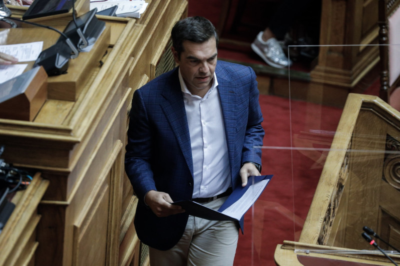 Τσίπρας: Μονόδρομος η απομάκρυνση Κεραμέως και η απόσυρση της τροπολογίας για τα κολέγια