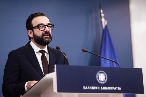 Ταραντίλης: Αύριο οι ανακοινώσεις για το άνοιγμα των καταστημάτων