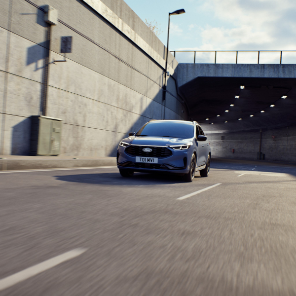 Η Ford παρουσιάζει τις εκδόσεις BlueCruise των Kuga και Puma