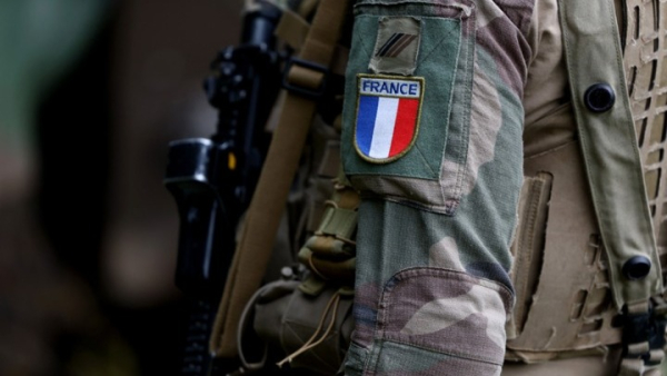 Ο στρατός της Γαλλίας εγκαταλείπει τον Νίγηρα