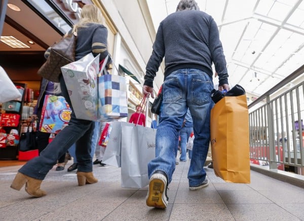 Black Friday 2017: Με προσφορές και διευρυμένο ωράριο, οι «μικροί» αποφασισμένοι να πάρουν μερίδιο