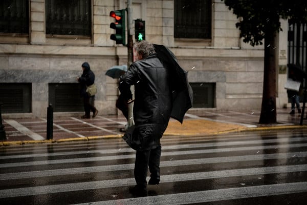 Πρόγνωση Κυριακής 6/10: Βροχές, καταιγίδες και μποφόρ - Η αναλυτική πρόγνωση