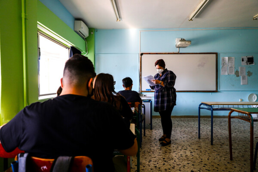 Επίσημο: Πότε ανοίγουν τα σχολεία