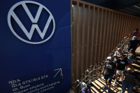 Volkswagen: Μέτρα λιτότητας και στο βάθος απολύσεις