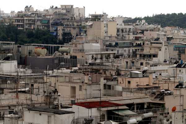 Τέλος η προστασία της πρώτης κατοικίας - Μόνο για τους φτωχούς λένε οι δανειστές