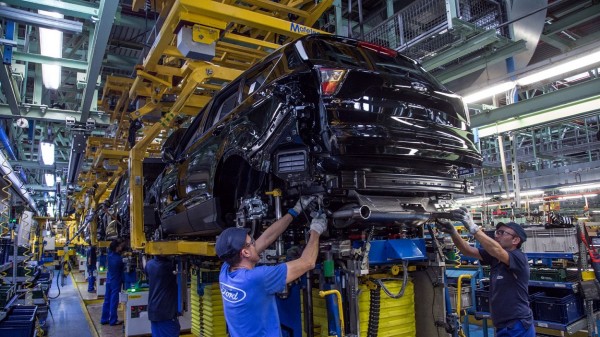 Η Ford «ντύνει» τους εργαζόμενους στη γραμμή συναρμολόγησης με εξωσκελετικές στολές