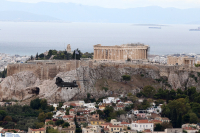 Παραμένει «εύθραυστη» η ελληνική οικονομία