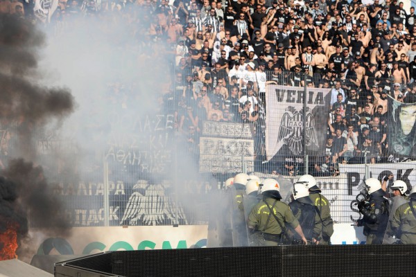 Συγκέντρωση διαμαρτυρίας οπαδών του ΠΑΟΚ (pics)