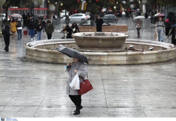 Έκτακτο δελτίο καιρού ΕΜΥ: Η Ariel φέρνει ραγδαίες βροχοπτώσεις, πότε θα χτυπήσει την Αττική