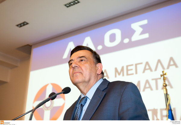 Γιατί ο Καρατζαφέρης δεν βλέπει συνεργασία Μητσοτάκη-Βελόπουλου