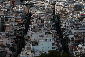 Στεγαστική Πολιτική: Το ερώτημα των 6,5 δισ. ευρώ - Ποιοι θα χτίσουν τα «φθηνά» σπίτια;