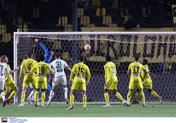 Άρης - Παναθηναϊκός 0-1, έμειναν... κορυφή οι «πράσινοι»