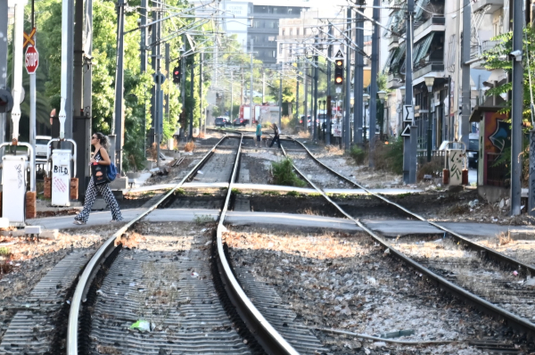 Χωρίς τρένα και προαστιακό την Παρασκευή (30/10) - 24ωρη απεργία της ΠΟΣ