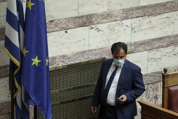 Γεωργιάδης: Η Πολιτεία αποφασίζει τους όρους που θα γίνεται το μάθημα στα σχολεία, όχι ο καθένας μόνος του