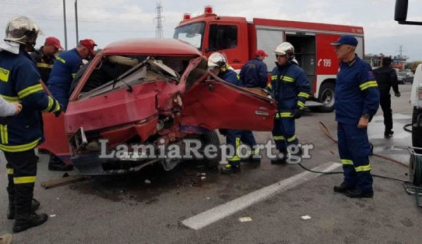 Σοβαρό τροχαίο στη Λαμία - Υπάρχουν τραυματίες (pics)