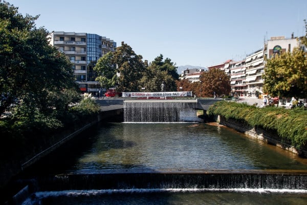 ΚΙΣΕ: Καταδικάζει τον βανδαλισμό του Μνημείου Ολοκαυτώματος των Τρικάλων