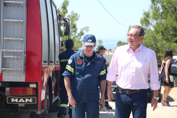 Καταγραφή ζημιών, αποζημιώσεις, πρόληψη και προσλήψεις προσωπικού: Η πρόταση ΣΥΡΙΖΑ για τις φωτιές στη Ρόδο