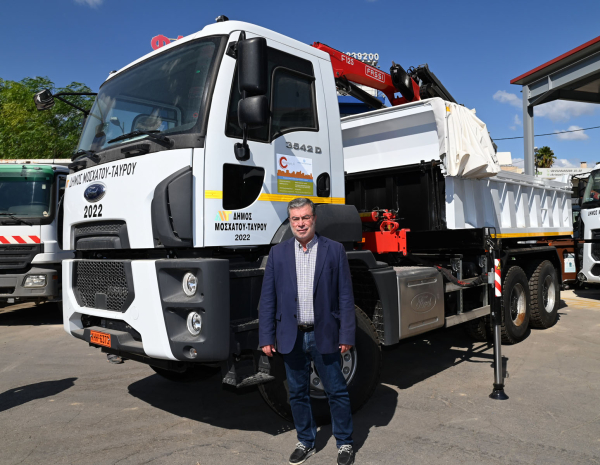 Δήμος Μοσχάτου-Ταύρου: Νέο τριαξονικό φορτηγό στην Υπηρεσία της Καθαριότητας
