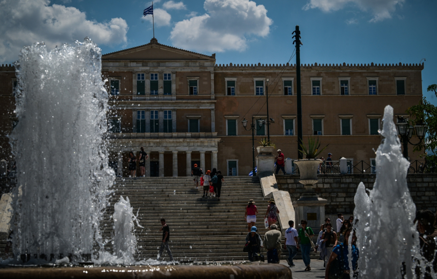 Τρομερό: Ο μισός πληθυσμός της χώρας μένει στο 13% της έκτασής της! Όλα τα στοιχεία