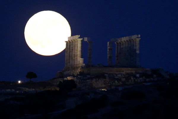 Ετοιμο γιά το &quot;ναι&quot; στην &quot;μικρή τυμπανίστρια&quot; του BBC είναι το ΚΑΣ