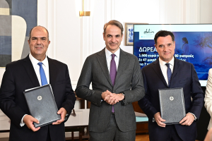 Μητσοτάκης για γιατρούς σε 47 μικρά νησιά: Από σήμερα θα λαμβάνουν επιπλέον 1,500 ευρώ το μήνα