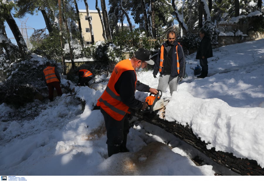 Συνεχίζουν τα προβλήματα από την κακοκαιρία: Χωρίς ρεύμα η Αταλάντη και χωριά της Λοκρίδας