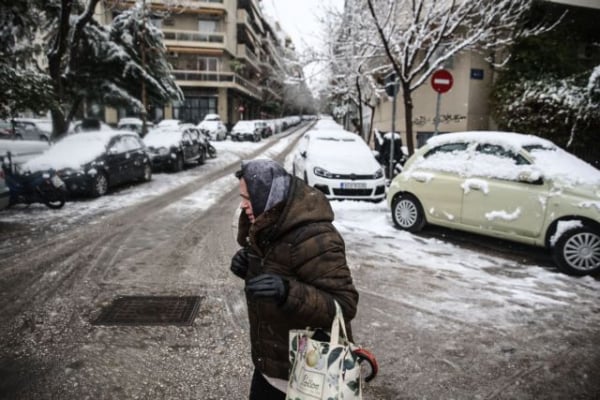 Κακοκαιρία «Ελπίδα»: Νωρίτερα σήμερα το κλείσιμο των καταστημάτων