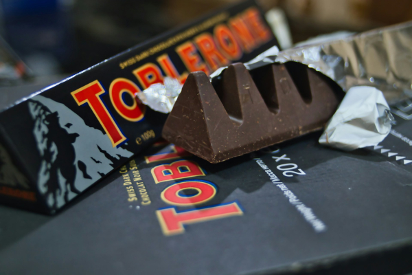 Ισπανία: Ανακαλούνται σοκολάτες Toblerone - Πωλούνται και στην Ελλάδα