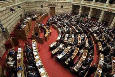 Βουλή: Ψηφίστηκε από την Ολομέλεια ο προϋπολογισμός 2017