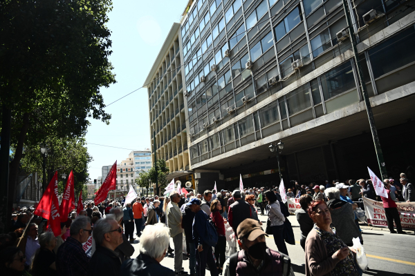 Έρχονται αυξήσεις στις συντάξεις με την κατάργηση της Εισφοράς Αλληλεγγύης Συνταξιούχων