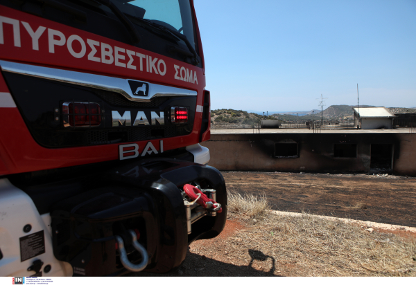 Υπό έλεγχο η φωτιά στην Μυτιλήνη