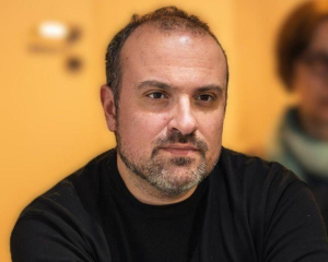Eνδιάμεσες εκλογές και αμερικανική οικονομία: Πίσω από την ευημερία μακροοικονομικών δεικτών, η κοινωνία πληρώνει
