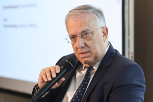Θεοδωρικάκος: Εντός Ιουνίου το ν/σ για την προστασία των καταναλωτών από καταχρηστικές τραπεζικές συμπεριφορές