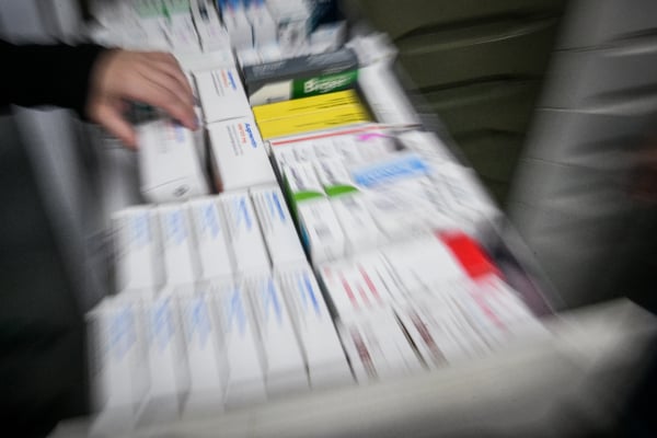 Ανατιμήσεις «φωτιά» σε 580 φάρμακα - Όλη η λίστα του ΕΟΦ