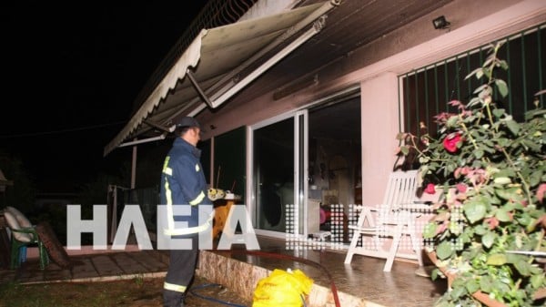 Τραγωδία στην Κυλλήνη: Κατάκοιτη 79χρονη βρήκε φρικτό θάνατο από φωτιά στο σπίτι της