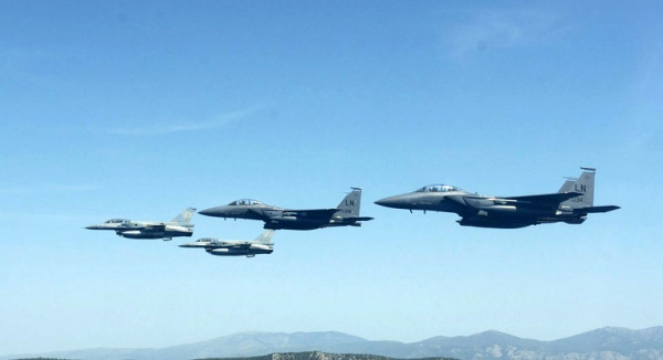 F-15 του Ισραήλ έκανε αναγκαστική προσγείωση αφού αποκολλήθηκε μέρος του κόκπιτ