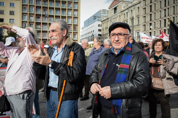 Οι προτεραιότητες του υπουργείου Εργασίας - Τι αλλάζει σε εισφορές και συντάξεις