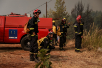 Φωτιές: Νέες ενισχύσεις στέλνει η Γαλλία - Μεγάλη ανταπόκριση από τις χώρες του εξωτερικού για βοήθεια (βίντεο, εικόνες)