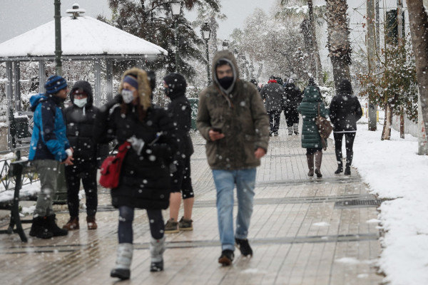 Πάνω από 500 τα κρούσματα σήμερα 16/2 στην Αττική, «φωτιά» το κέντρο της Αθήνας