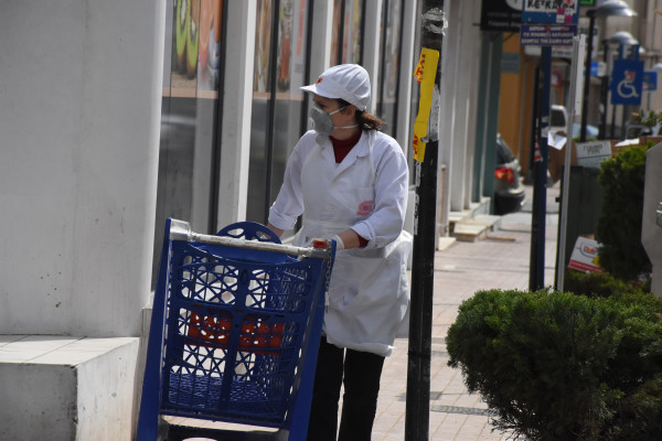 Η WIND φέρνει τα ψώνια στο σπίτι: Δωρεάν μεταφορά και συλλογή προϊόντων από τα καταστήματα, ποιους αφορά