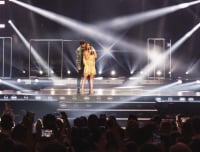 Mad VMA 2024: Το τιμητικό βραβείο και η σκηνική εμφάνιση της Έλενας Παπαρίζου και του Γιώργου Σαμπάνη