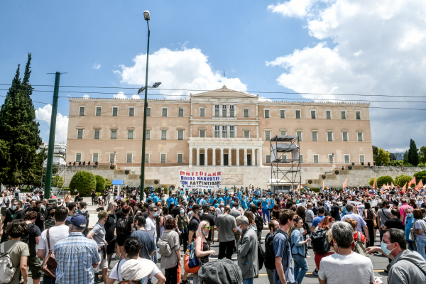 Νέα απεργία προαναγγέλλει η ΓΣΕΕ - Πέρα από κάθε προσδοκία η συμμετοχή στις κινητοποιήσεις