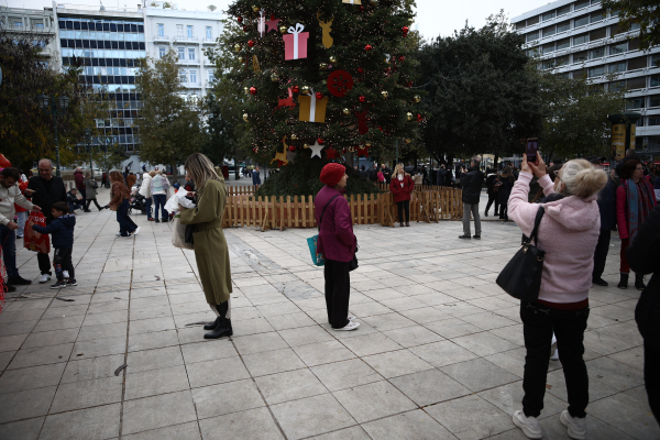 Στη Βουλή η τροπολογία για την επιταγή ακρίβειας: Πότε οι πληρωμές, οι δικαιούχοι