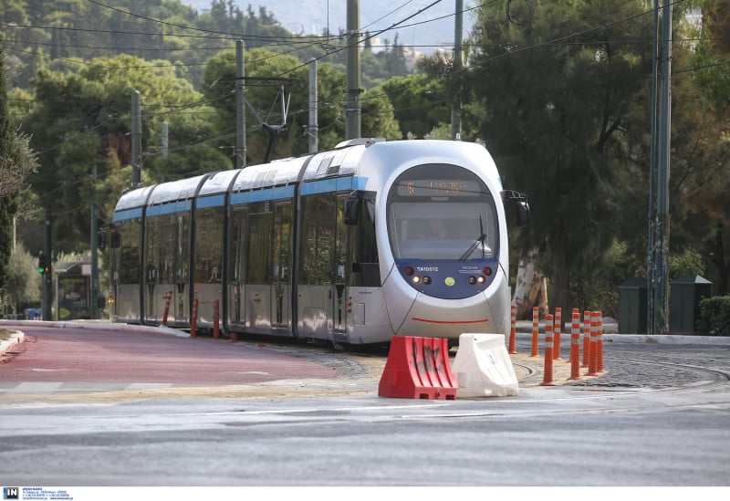 Στάση εργασίας στο τραμ για 4 ώρες